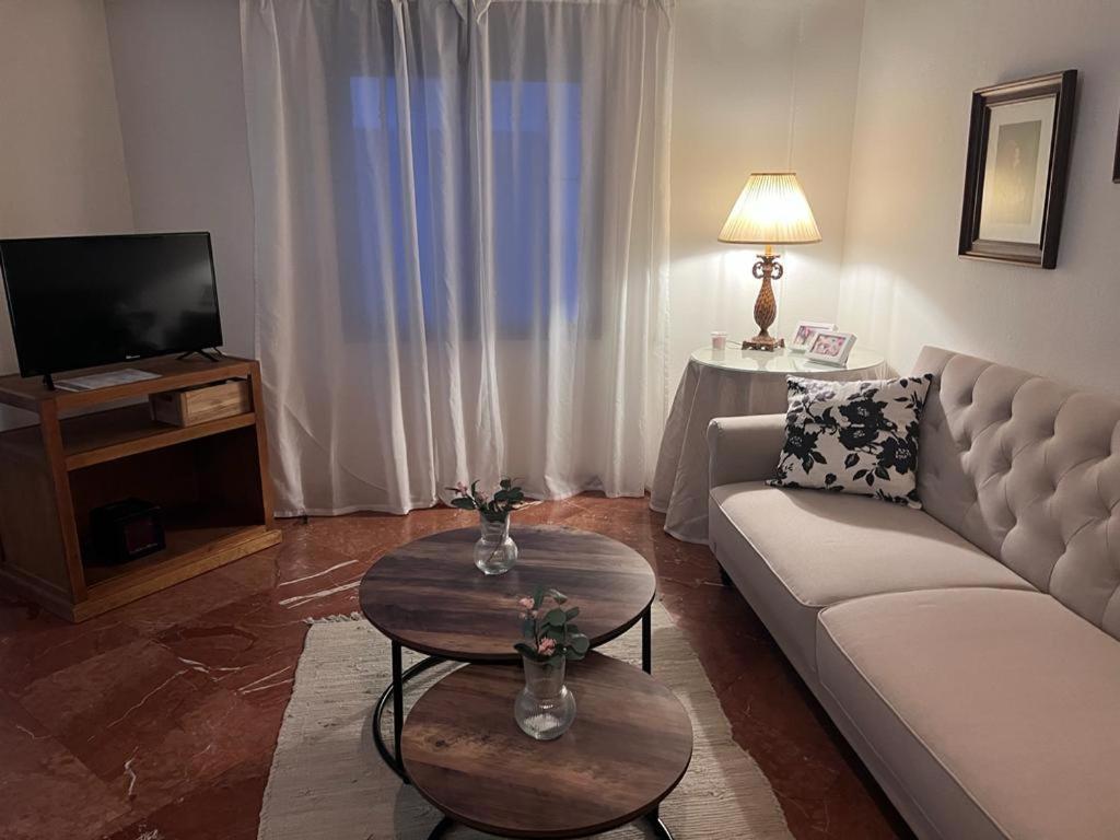 Apartamento Turistico R. Gonzalez Abreu Seville Exterior photo
